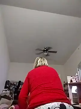 Playmate86 online show from December 2024 02:02:02 AM