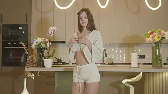 Snapshot of whisper_of_love chatting on November 2025 02:11:01 AM whisper of love online show from November 2025 02:11:01 AM