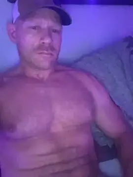 Snapshot of RawOkie chatting on October 2025 07:44:02 PM RawOkie online show from October 2025 07:44:02 PM