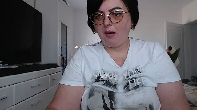 Amandamuller1982 online show from March 2026 12:12:02 PM