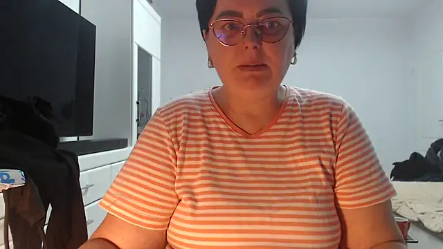 Amandamuller1982 online show from March 2026 07:36:02 PM