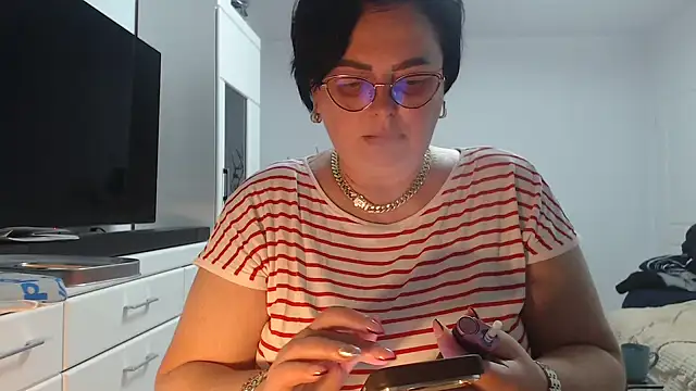 Amandamuller1982 online show from April 2026 09:38:02 PM