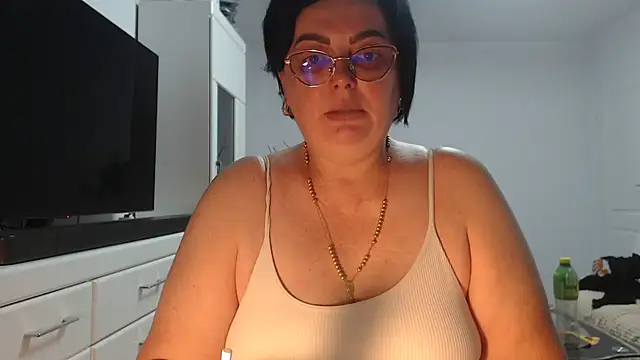 Snapshot of Amandamuller1982 chatting on June 2026 10:21:02 PM Amandamuller1982 online show from June 2026 10:21:02 PM