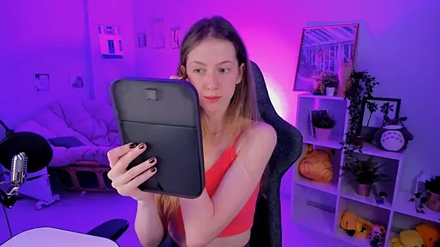 Sharon Evansi online show from January 2025 11:45:02 AM