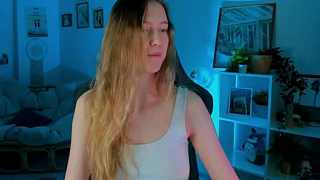 Sharon Evansi online show from February 2025 11:43:02 AM