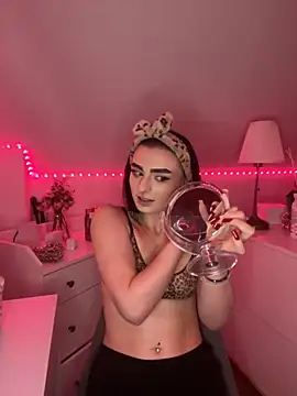 Snapshot of AdelinaAlia chatting on October 2025 11:29:01 AM AdelinaAlia online show from October 2025 11:29:01 AM