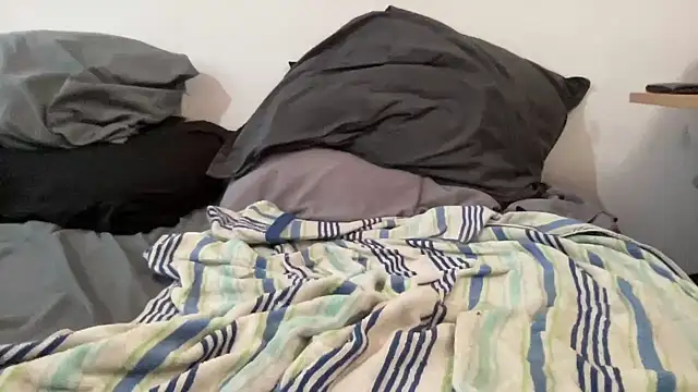 gothicboy18 online show from January 2026 04:54:02 PM