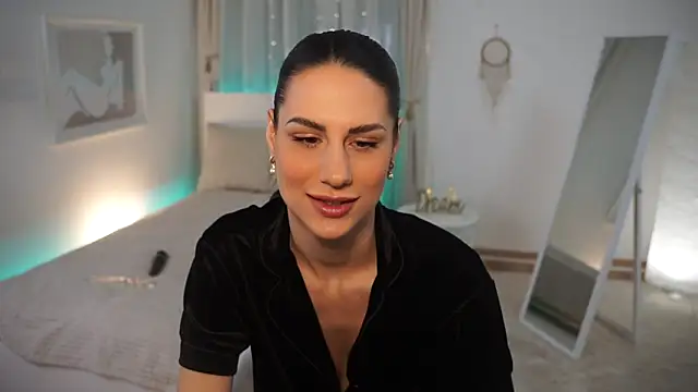 ZoeeZolton online show from January 2025 05:22:02 PM