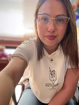 VIOLETA-25  online show from November 2025 03:23:02 PM