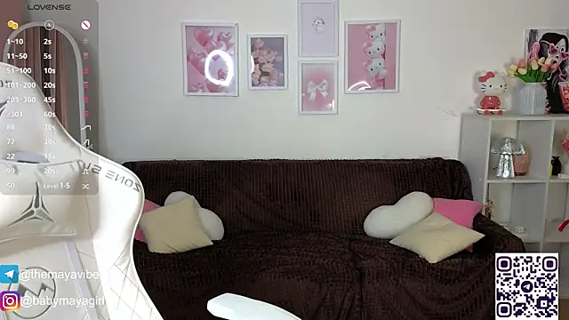 Snapshot of Maya_Rave chatting on October 2025 03:36:02 AM Maya Rave online show from October 2025 03:36:02 AM