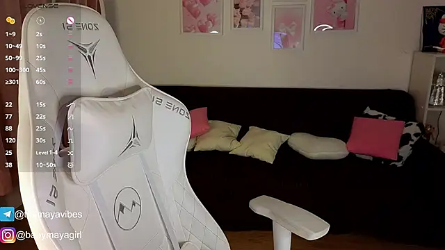 Snapshot of Maya_Rave chatting on November 2025 03:45:01 AM Maya Rave online show from November 2025 03:45:01 AM