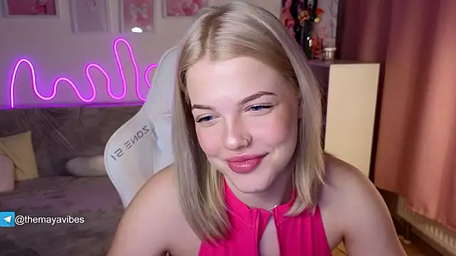 Maya Rave online show from February 2026 03:26:01 AM