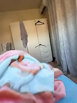 Snapshot of jessieandjames29 chatting on March 2025 07:25:02 AM jessieandjames29 online show from March 2025 07:25:02 AM