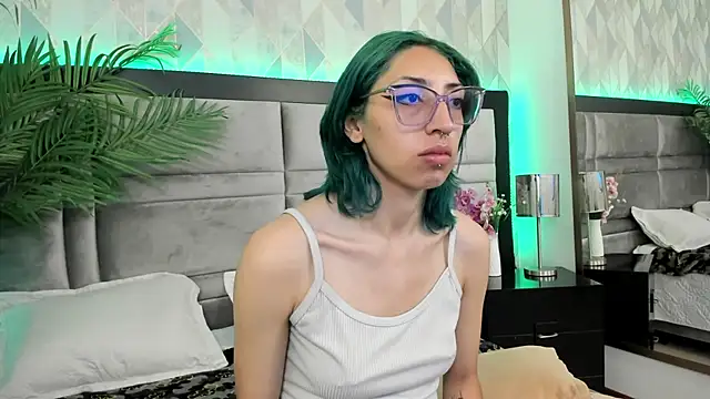 Snapshot of Im_gaia chatting on January 2025 01:25:02 PM Im gaia online show from January 2025 01:25:02 PM