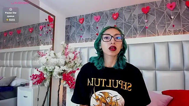 Snapshot of Im_gaia chatting on February 2025 01:28:01 PM Im gaia online show from February 2025 01:28:01 PM