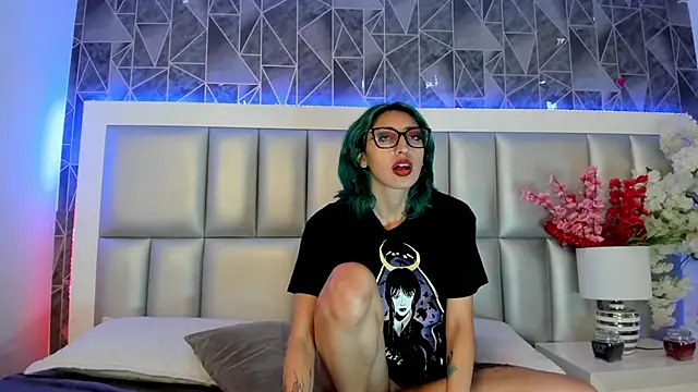 Snapshot of Im_gaia chatting on February 2025 04:21:01 PM Im gaia online show from February 2025 04:21:01 PM