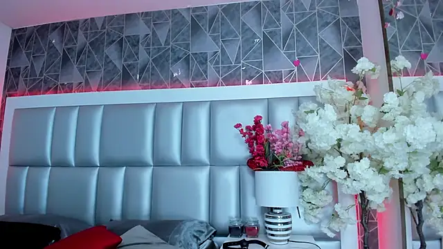 Snapshot of Im_gaia chatting on March 2025 04:23:01 PM Im gaia online show from March 2025 04:23:01 PM