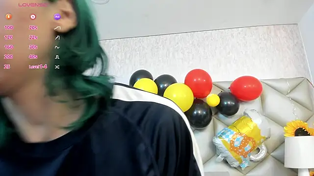 Snapshot of Im_gaia chatting on September 2025 01:05:02 PM Im gaia online show from September 2025 01:05:02 PM