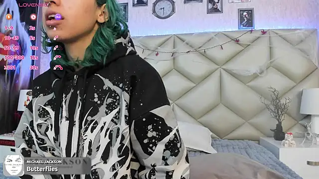 Snapshot of Im_gaia chatting on October 2025 01:31:02 PM Im gaia online show from October 2025 01:31:02 PM