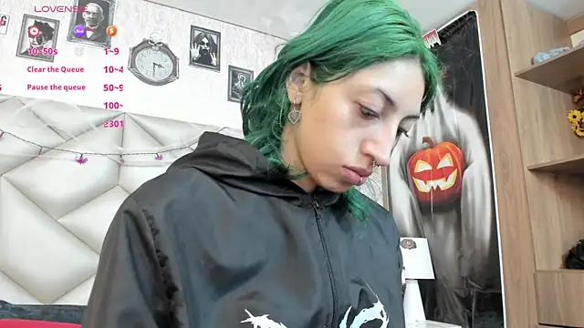 Snapshot of Im_gaia chatting on October 2025 12:50:02 PM Im gaia online show from October 2025 12:50:02 PM