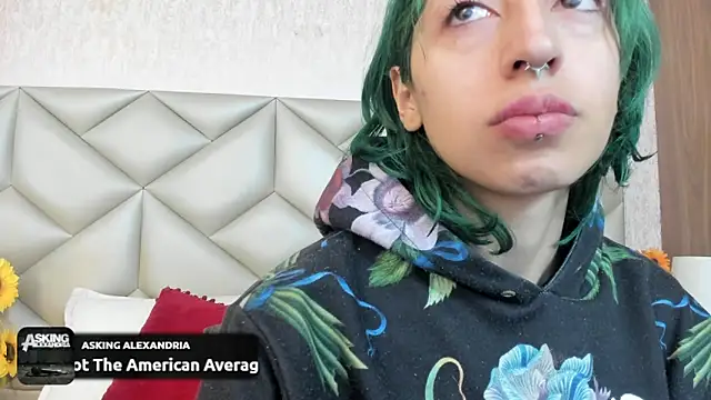 Snapshot of Im_gaia chatting on November 2025 12:11:01 PM Im gaia online show from November 2025 12:11:01 PM