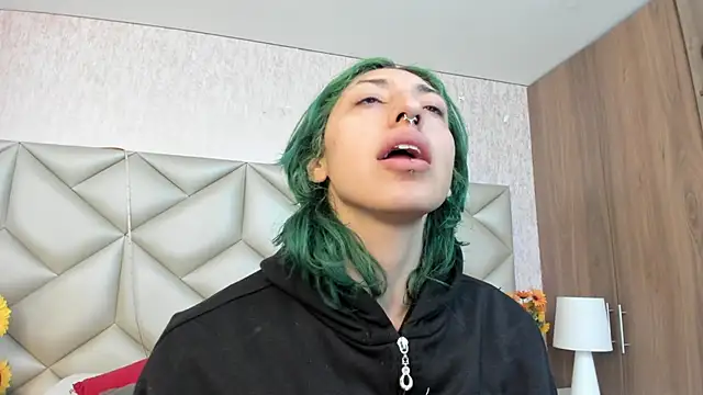 Snapshot of Im_gaia chatting on November 2025 12:16:01 PM Im gaia online show from November 2025 12:16:01 PM