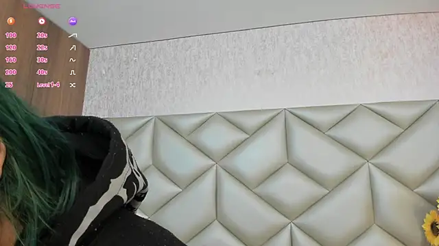 Snapshot of Im_gaia chatting on November 2025 12:30:01 PM Im gaia online show from November 2025 12:30:01 PM