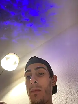 kennylove420 online show from November 2025 04:45:02 AM