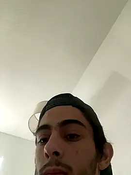 kennylove420 online show from December 2025 01:16:01 PM