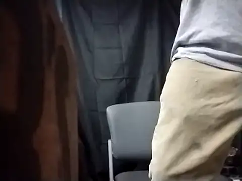 Snapshot of linksjack1010 chatting on February 2025 10:59:02 AM linksjack1010 online show from February 2025 10:59:02 AM