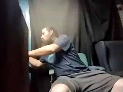 Snapshot of linksjack1010 chatting on March 2025 09:06:02 AM linksjack1010 online show from March 2025 09:06:02 AM