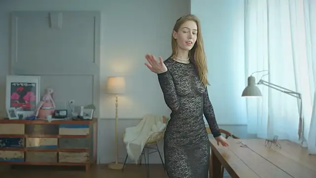 Snapshot of solar_bella chatting on March 2025 10:46:01 AM solar bella online show from March 2025 10:46:01 AM