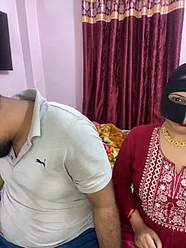 Snapshot of mickey_love chatting on February 2026 04:05:02 PM mickey love online show from February 2026 04:05:02 PM