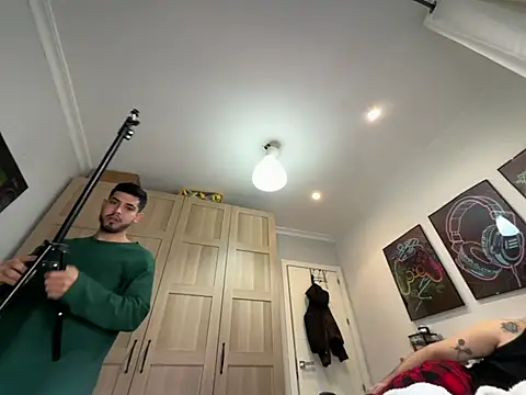 Snapshot of Chicos_defiesta chatting on January 2025 10:20:01 AM Chicos defiesta online show from January 2025 10:20:01 AM