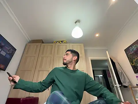 Snapshot of Chicos_defiesta chatting on January 2025 09:02:01 AM Chicos defiesta online show from January 2025 09:02:01 AM