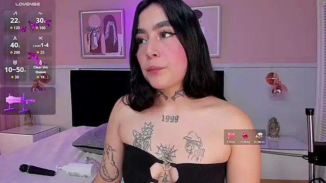 Snapshot of elodie_walker chatting on November 2025 11:42:01 AM elodie walker online show from November 2025 11:42:01 AM