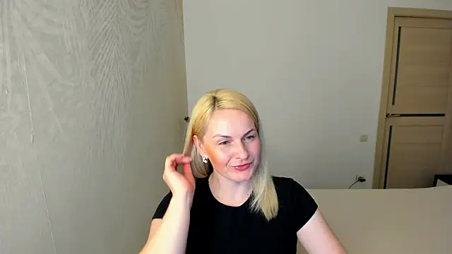 Alicee Gracee online show from March 2026 05:05:01 PM