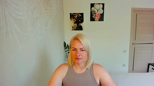 Snapshot of Alicee_Gracee chatting on July 2026 09:15:01 AM Alicee Gracee online show from July 2026 09:15:01 AM