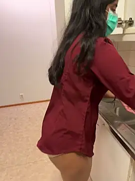 Snapshot of ScarletAss chatting on January 2025 09:57:02 PM ScarletAss online show from January 2025 09:57:02 PM