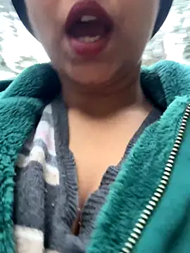 Snapshot of ScarletAss chatting on September 2025 05:21:01 AM ScarletAss online show from September 2025 05:21:01 AM