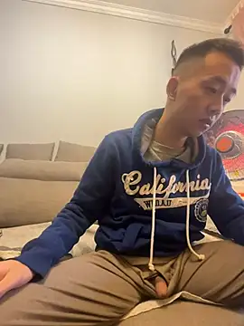 Snapshot of ngg9414 chatting on February 2025 08:18:01 AM ngg9414 online show from February 2025 08:18:01 AM