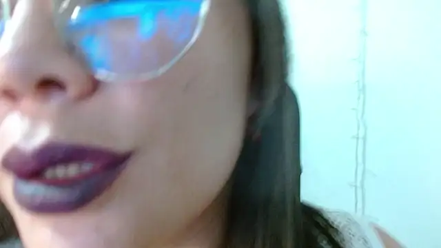 Snapshot of miss_evoleth2 chatting on July 2026 01:32:02 AM miss evoleth2 online show from July 2026 01:32:02 AM
