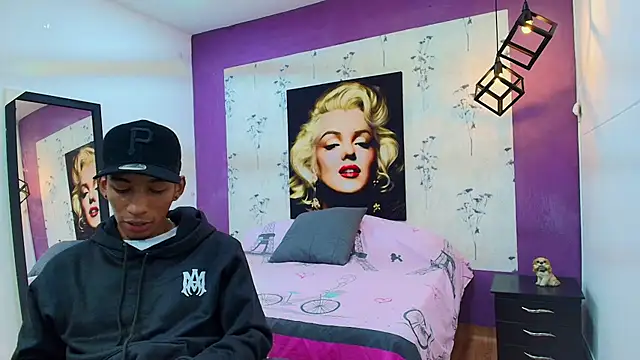 alejandro king1 online show from February 2025 12:38:02 PM