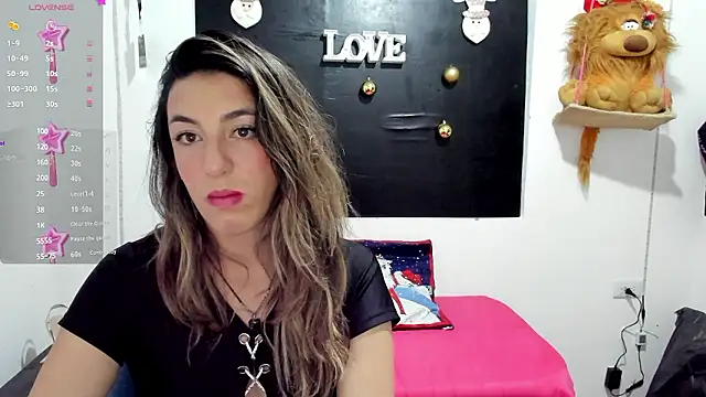 queen-natty online show from December 2024 01:36:02 AM