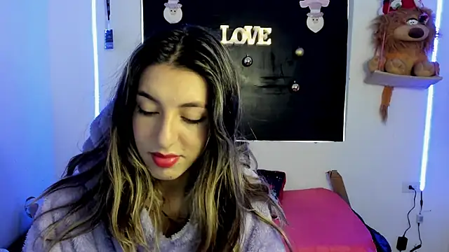 queen-natty online show from December 2024 12:24:01 PM