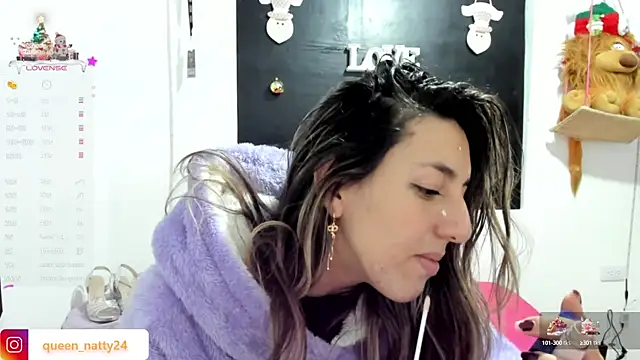 queen-natty online show from December 2024 03:47:02 AM