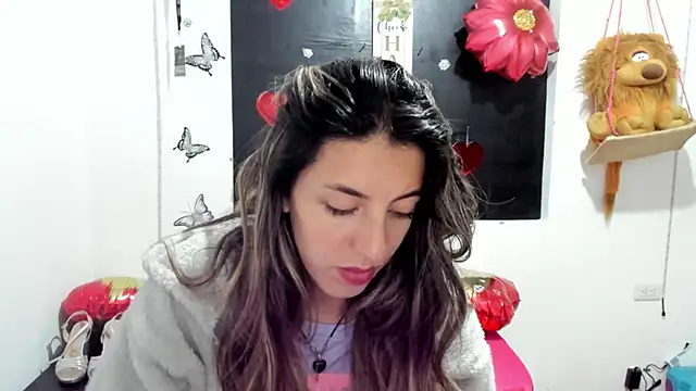 queen-natty online show from March 2025 03:21:02 AM