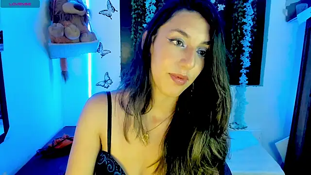 Snapshot of queen-natty chatting on July 2026 02:40:02 AM queen-natty online show from July 2026 02:40:02 AM