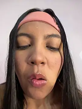 Snapshot of nicole_fisherr chatting on June 2026 02:14:01 AM nicole fisherr online show from June 2026 02:14:01 AM