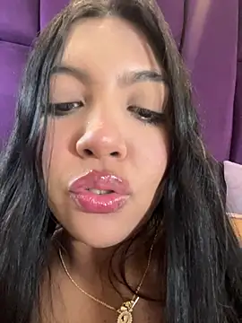 nicole fisherr online show from July 2026 10:19:02 PM